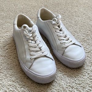 Madewell white tennis shoes